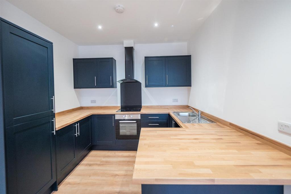 Flat 1 essen house