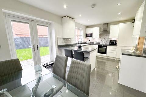 3 bedroom semi-detached house for sale, RUNWAY LANE, HOLTON LE CLAY