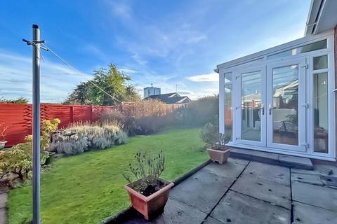 2 bedroom bungalow for sale, Alvaston Close, Bloxwich