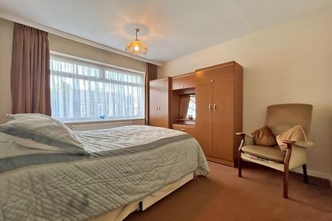 5 Alvaston Close, Walsall, WS3 3RY