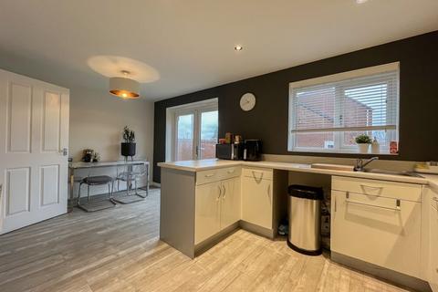 3 bedroom detached house for sale, Tangmere Road, Wolverhampton