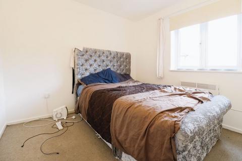 2 bedroom flat for sale, Maplin Park, Langley