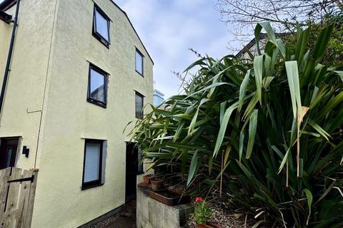 2 bedroom semi-detached house for sale, Holyhead, Anglesey