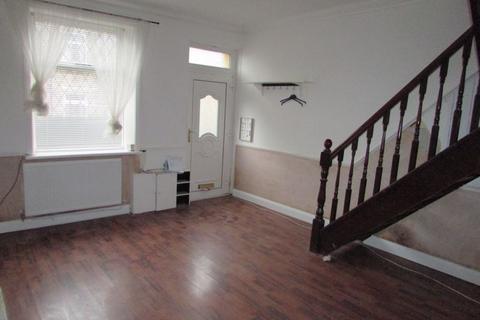 3 bedroom terraced house to rent, Clough Road Littleborough.