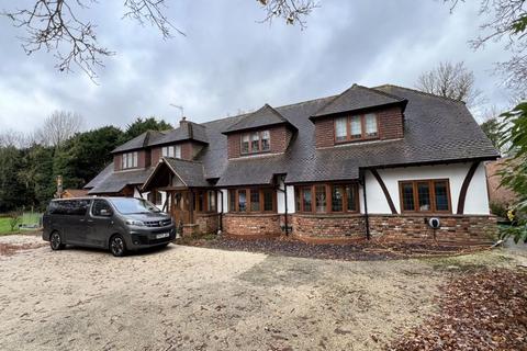 undefined, Hertford SG14