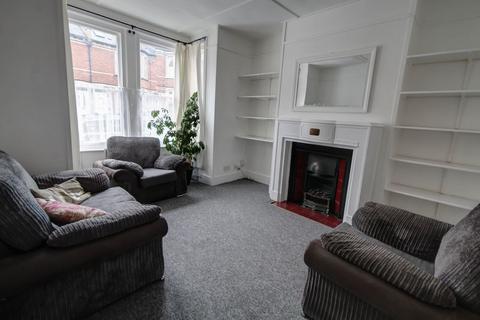 4 bedroom terraced house for sale, Monks Road, Exeter