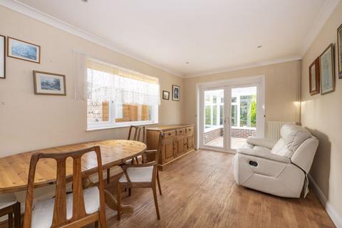 3 bedroom chalet for sale, Courtlands Road, Nutley