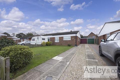 2 bedroom semi-detached bungalow for sale, Cere Road, Sprowston, Norwich, NR7