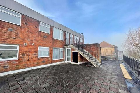 2 bedroom maisonette for sale, Lowther Road, Dunstable