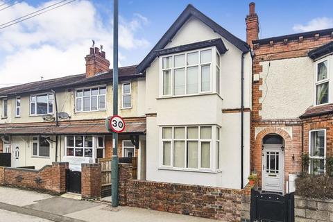 3 bedroom terraced house to rent, Haydn Road, Nottingham, Sherwood, NG5 2LG