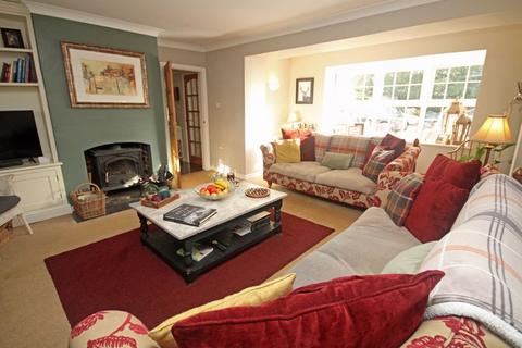 3 bedroom character property for sale, 161, Station Road, Fordingbridge SP6