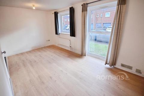 undefined, Rochfords Gardens, Slough, SL2