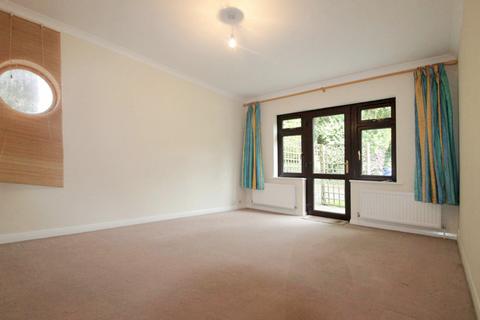 1 bedroom apartment to rent, Beechwood Court, Sutton