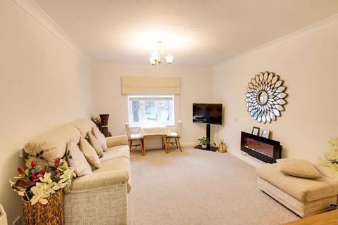 1 bedroom apartment for sale, Raleigh Court, Trowbridge