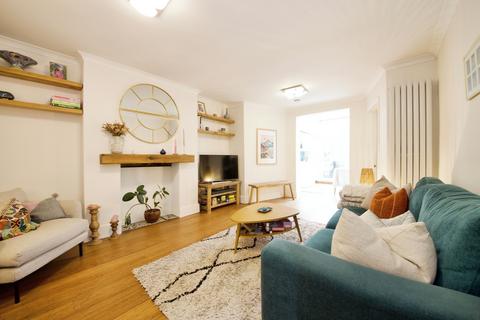 2 bedroom flat to rent, Agar Grove, Camden, NW1