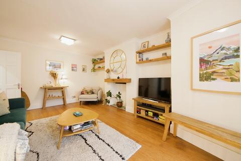 2 bedroom flat to rent, Agar Grove, Camden, NW1