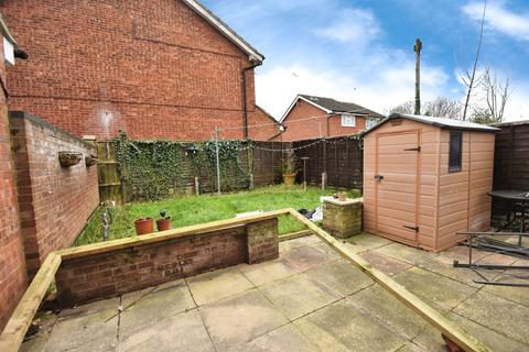 2 bedroom end of terrace house to rent, Aylesbury HP19