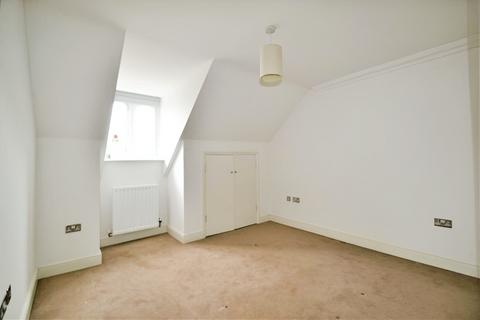 3 bedroom property to rent, Buckingham MK18