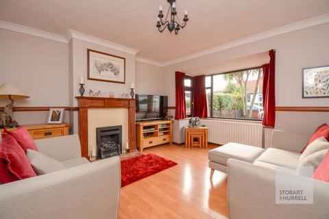 4 bedroom detached house for sale, Furze Road, Norwich NR7