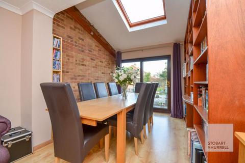 4 bedroom detached house for sale, Furze Road, Norwich NR7