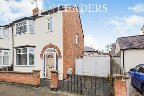 3 bedroom semi-detached house to rent, Woodville Road, Leicester, LE3