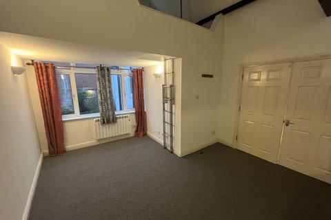 1 bedroom property to rent, Coopers Mews, Town Centre - Ref: P5135