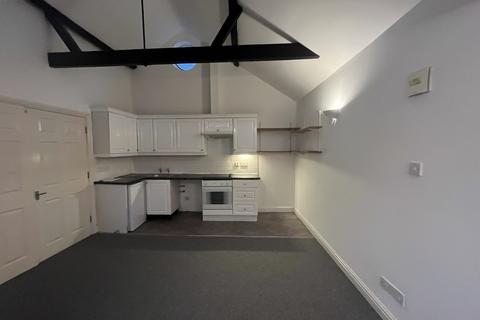 1 bedroom property to rent, Coopers Mews, Town Centre - Ref: P5135