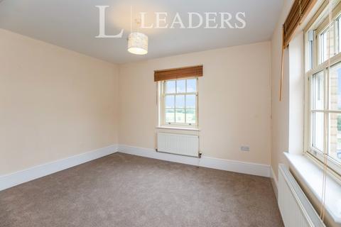 2 bedroom flat to rent, Black Cat Street, Northampton, NN5 4EF