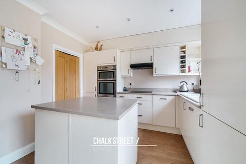 129 Stanley Road, Hornchurch, RM12 4JP