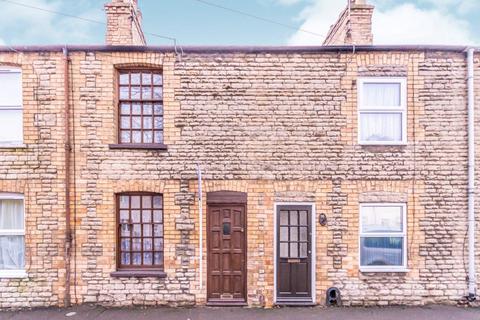 2 bedroom terraced house to rent, Radcliffe Road, Stamford, PE9