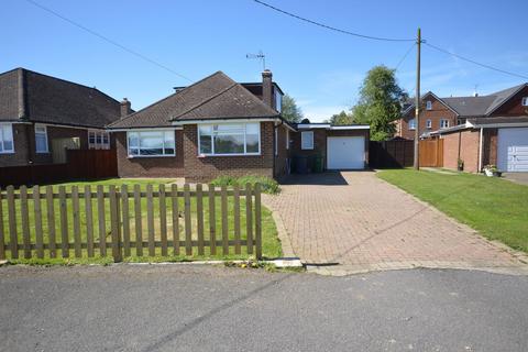 4 bedroom detached bungalow to rent, Queensway, High Wycombe HP15