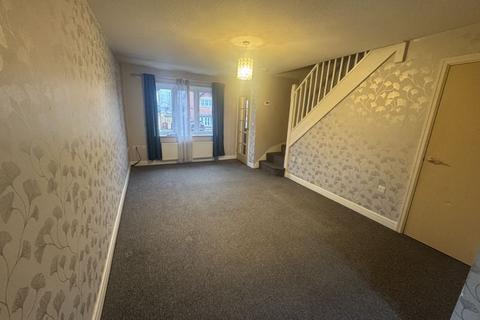 2 bedroom mews to rent, Lowerbrook Close, Horwich