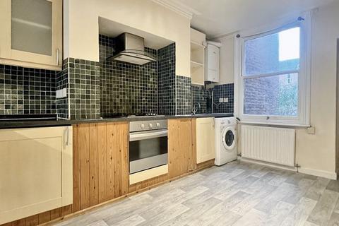 1 bedroom ground floor flat to rent, Wellington Street, Gloucester GL1