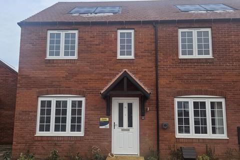 3 bedroom terraced house for sale, Tiber Way, Banbury