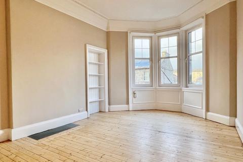 2 bedroom flat to rent, Ferry Road, Newhaven, Edinburgh, EH6