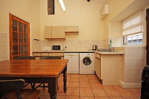 3 bedroom terraced house for sale, Treborth Road, Bangor, Gwynedd, LL57