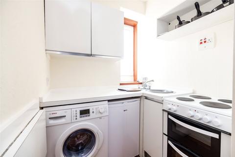 1 bedroom flat to rent, Wallfield Crescent, Aberdeen, AB25