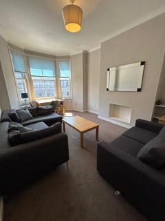 4 bedroom flat to rent, Montgomery Street, Edinburgh, EH7