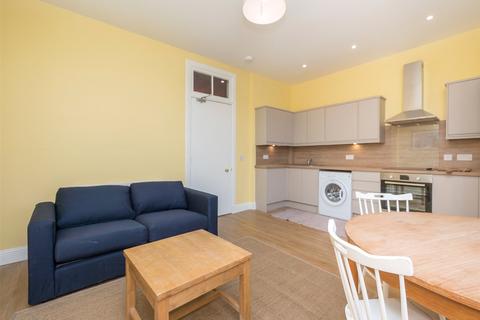 1 bedroom flat to rent, Hawthornvale, Edinburgh, EH6