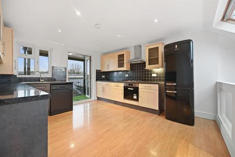 2 bedroom flat for sale, Florence Road, London