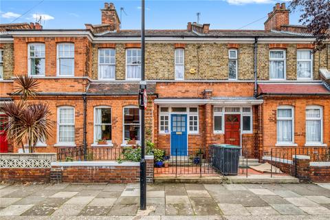 122 Hewitt Avenue, London, N22 6QE