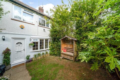 212 Alexandra Road, London, N10 2ES