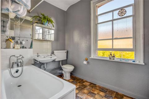 188 Hewitt Avenue, London, N22 6QG