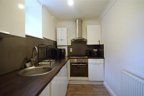 2 bedroom apartment to rent, Coombe Road, Croydon, CR0