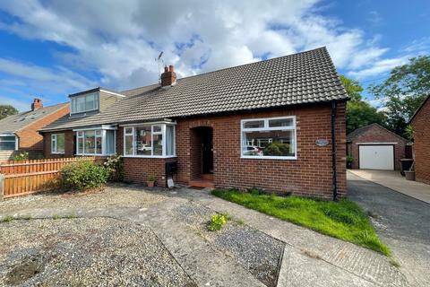 2 bedroom semi-detached house to rent, Almsford Drive, Harrogate, North Yorkshire, HG2