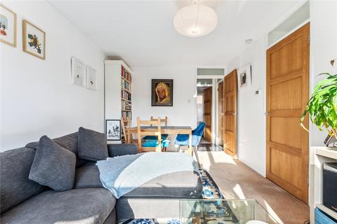 1 bedroom apartment for sale, Chivalry Road, SW11