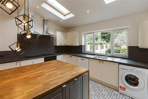 6 bedroom terraced house to rent, Braemar Avenue, Northville, Bristol, BS7