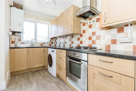 3 bedroom terraced house to rent, Tredegar Road, Bristol BS16