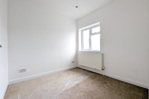 39 Highview Road, Bristol, BS15 4QN