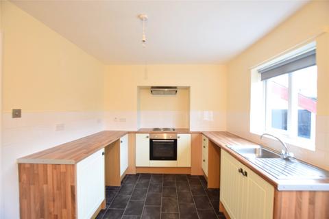 2 bedroom terraced house to rent, Manor Avenue, Newburn, NE15